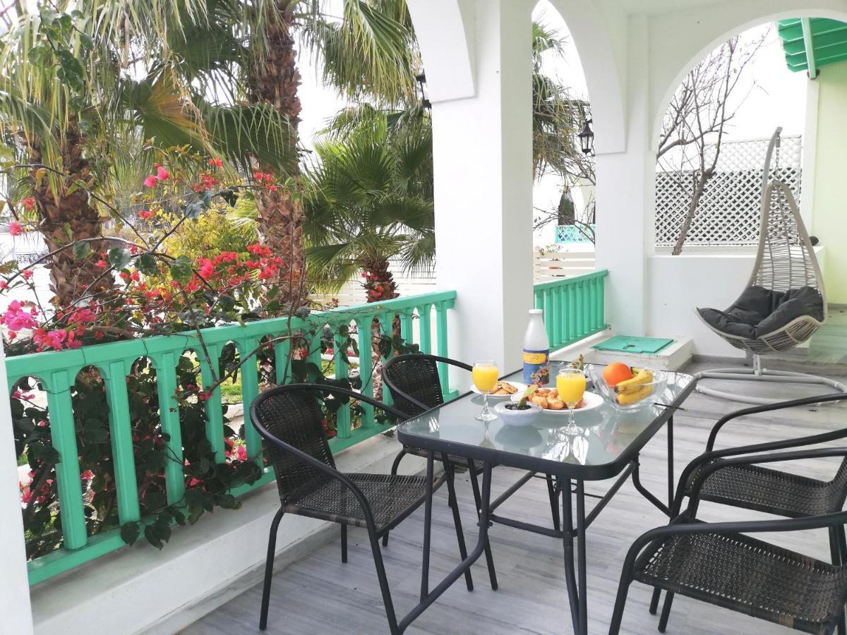 Kamari Beach Houses With Balcony And Garden Ngoại thất bức ảnh