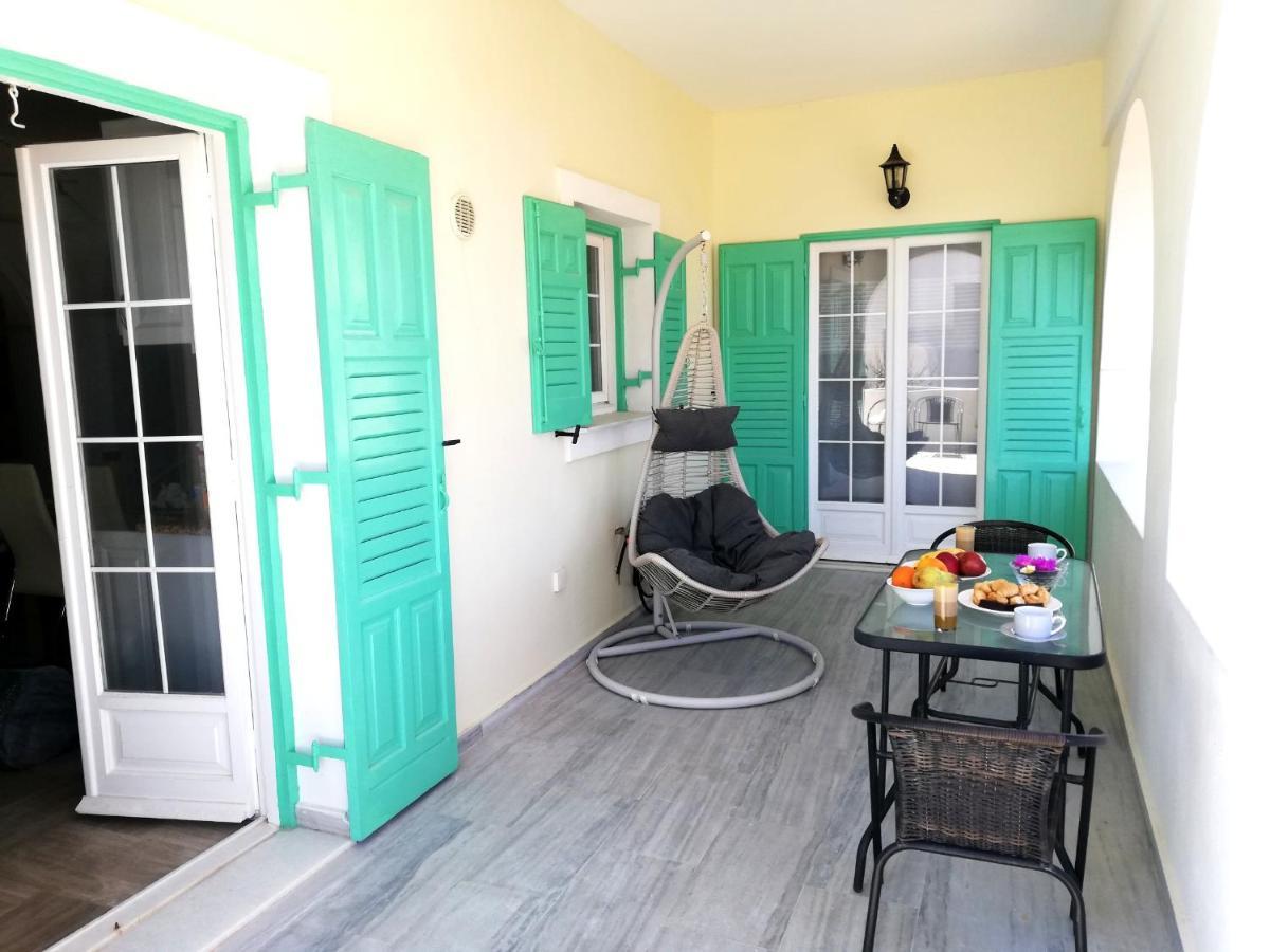 Kamari Beach Houses With Balcony And Garden Ngoại thất bức ảnh