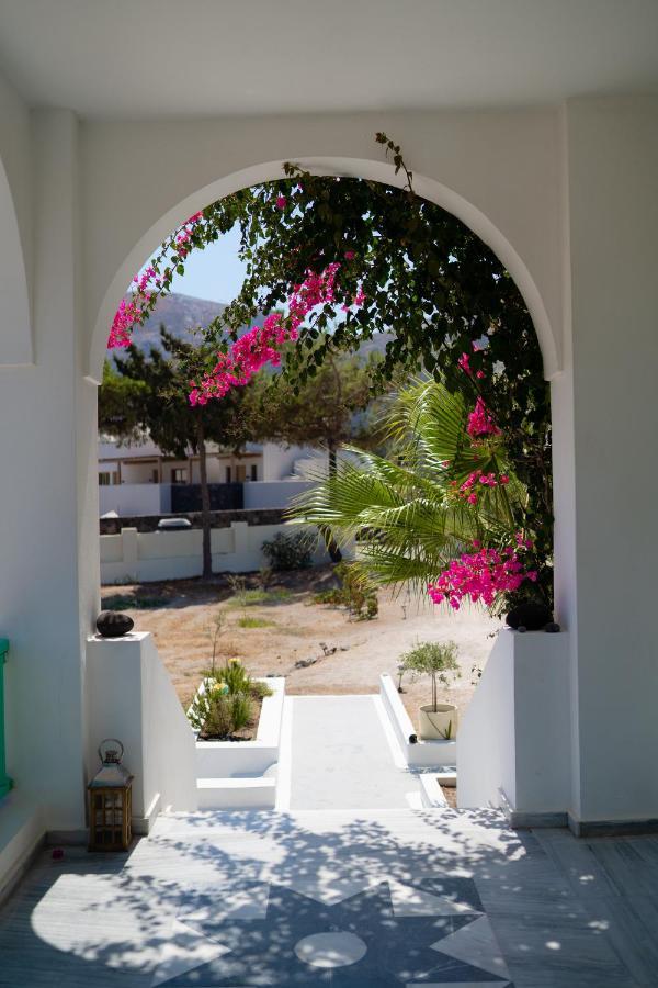 Kamari Beach Houses With Balcony And Garden Ngoại thất bức ảnh