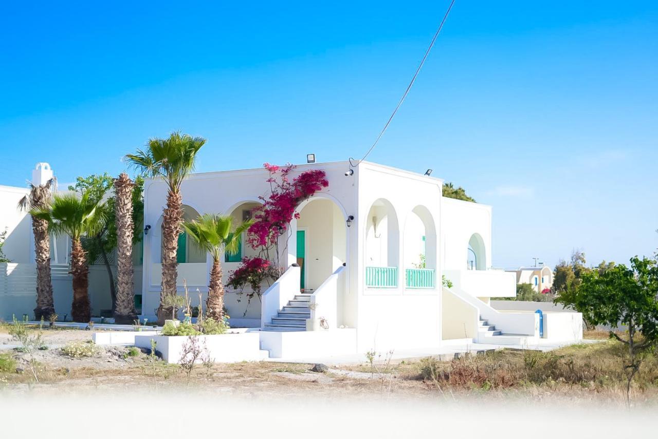 Kamari Beach Houses With Balcony And Garden Ngoại thất bức ảnh
